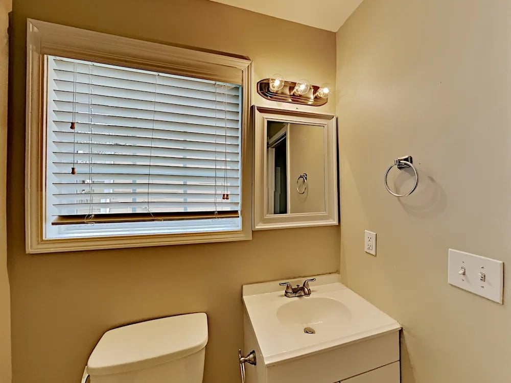 4 | 2 location engineered for high occupancy rates, strong Average Daily Rates (ADR), and 5-star reviews Atlanta 30315